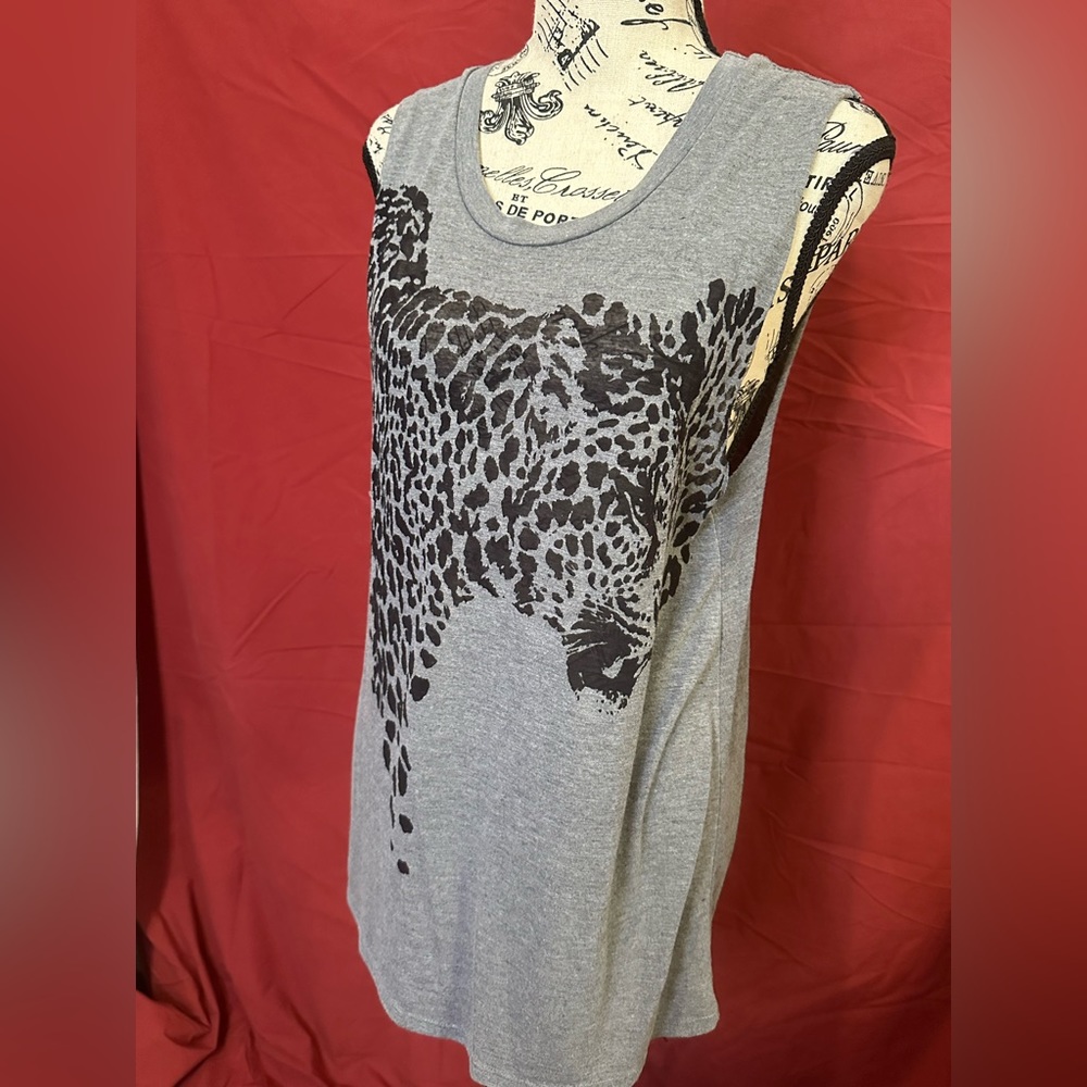 Oversized Animal Print Muscle Tee